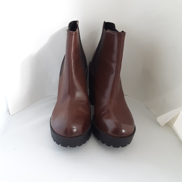 H & M - divided- chunky lug sole ankle boots - Picture 8 of 13